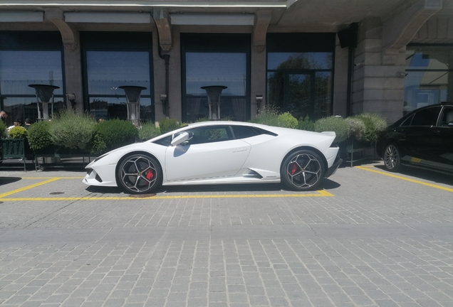 Lamborghini Huracán LP640-4 EVO