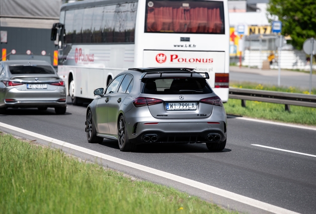 Mercedes-AMG A 45 S W177