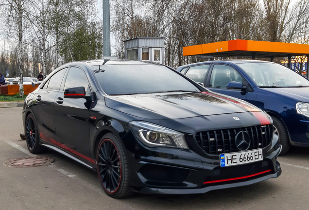 Mercedes-Benz CLA 45 AMG C117