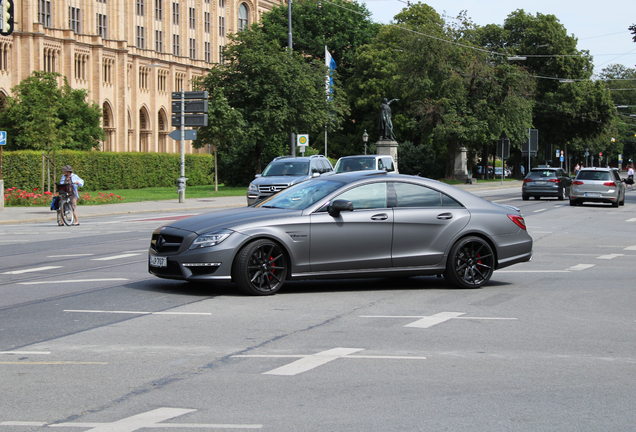 Mercedes-Benz CLS 63 AMG S C218