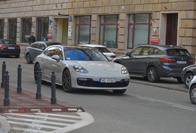 Porsche 971 Panamera Turbo Sport Turismo