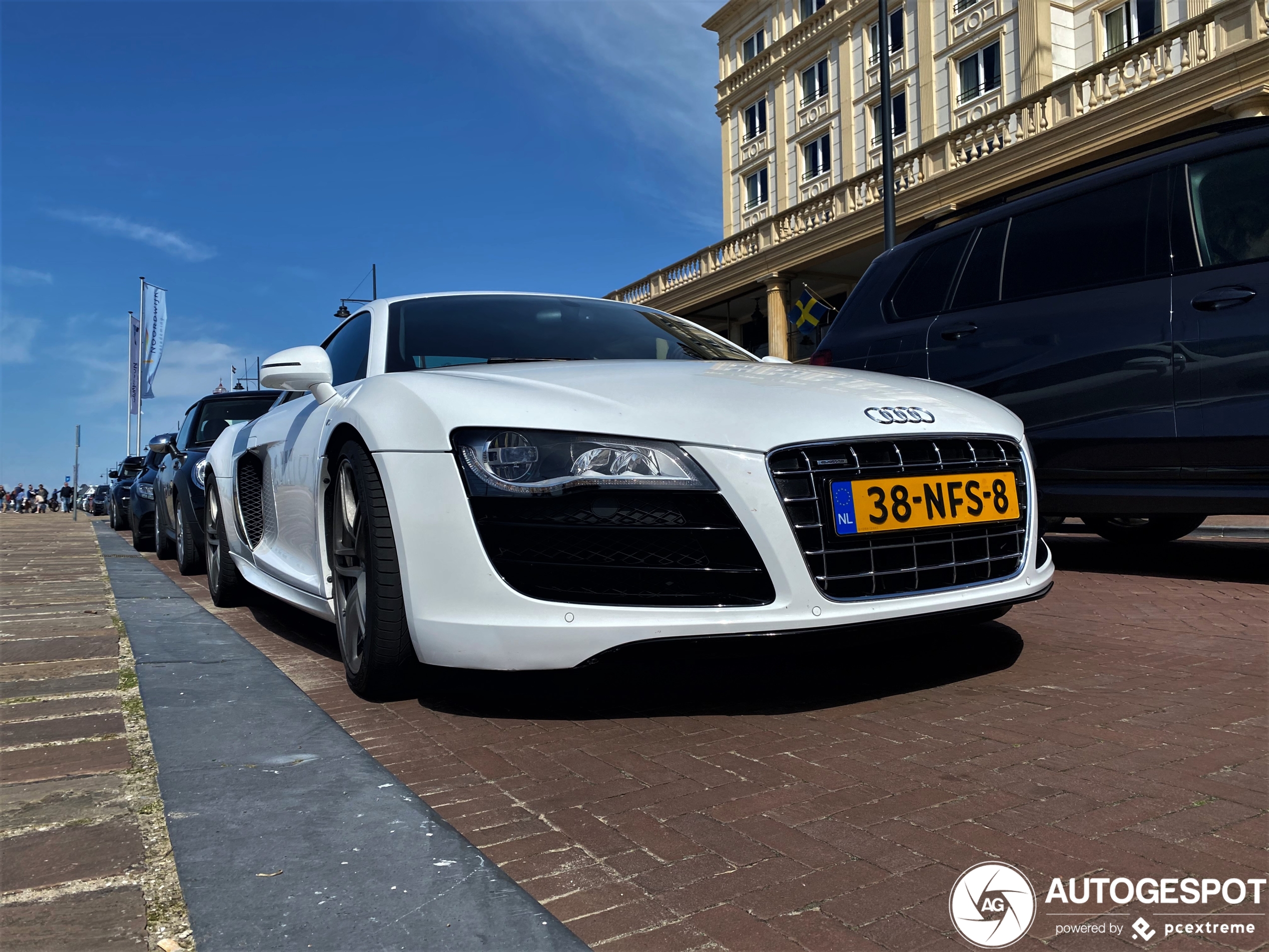 Audi R8 V10