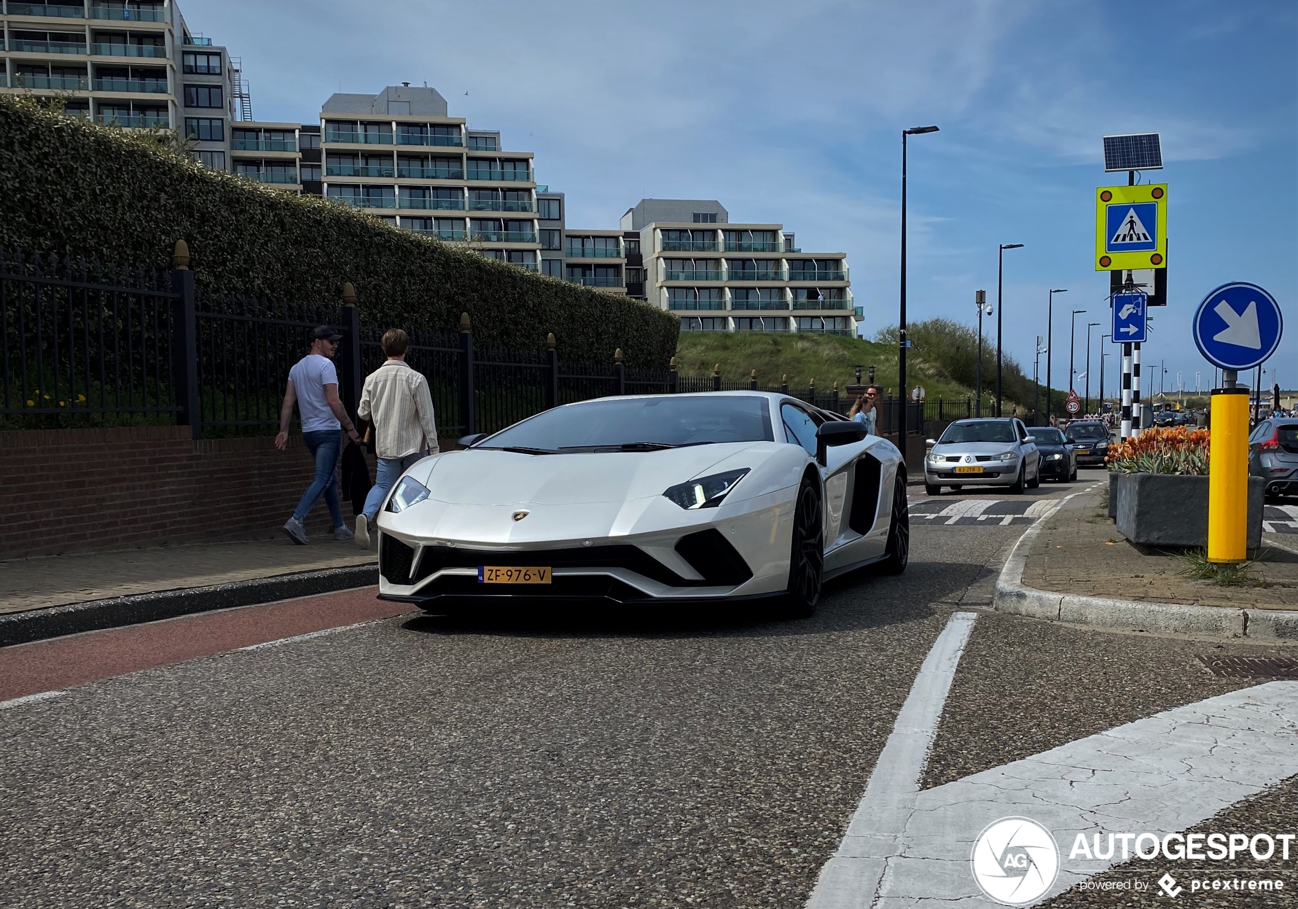 Lamborghini Aventador S LP740-4