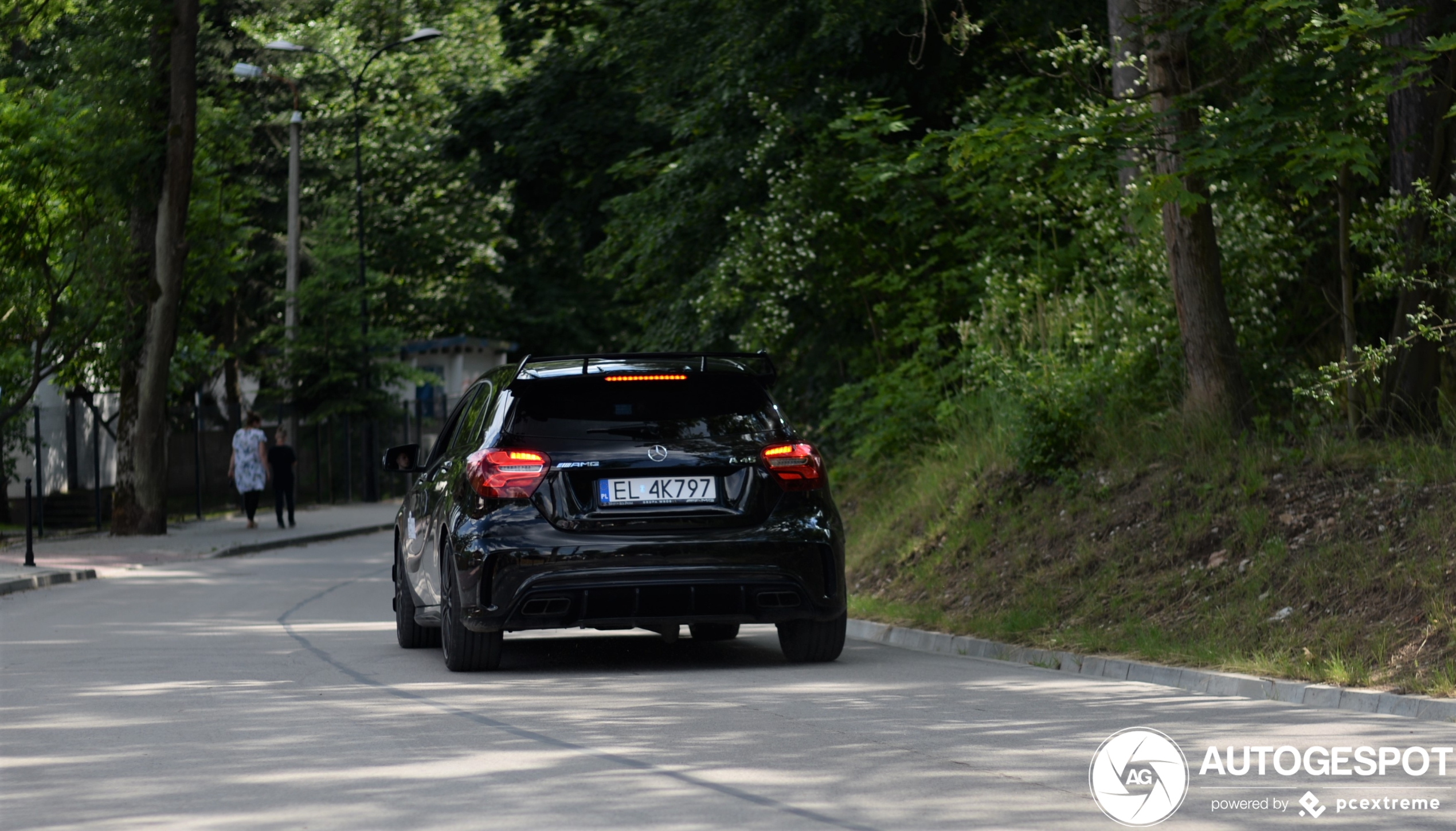 Mercedes-AMG A 45 W176 2015