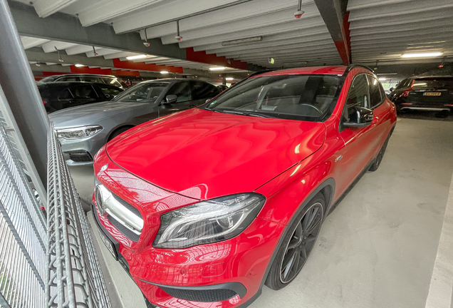 Mercedes-Benz GLA 45 AMG X156