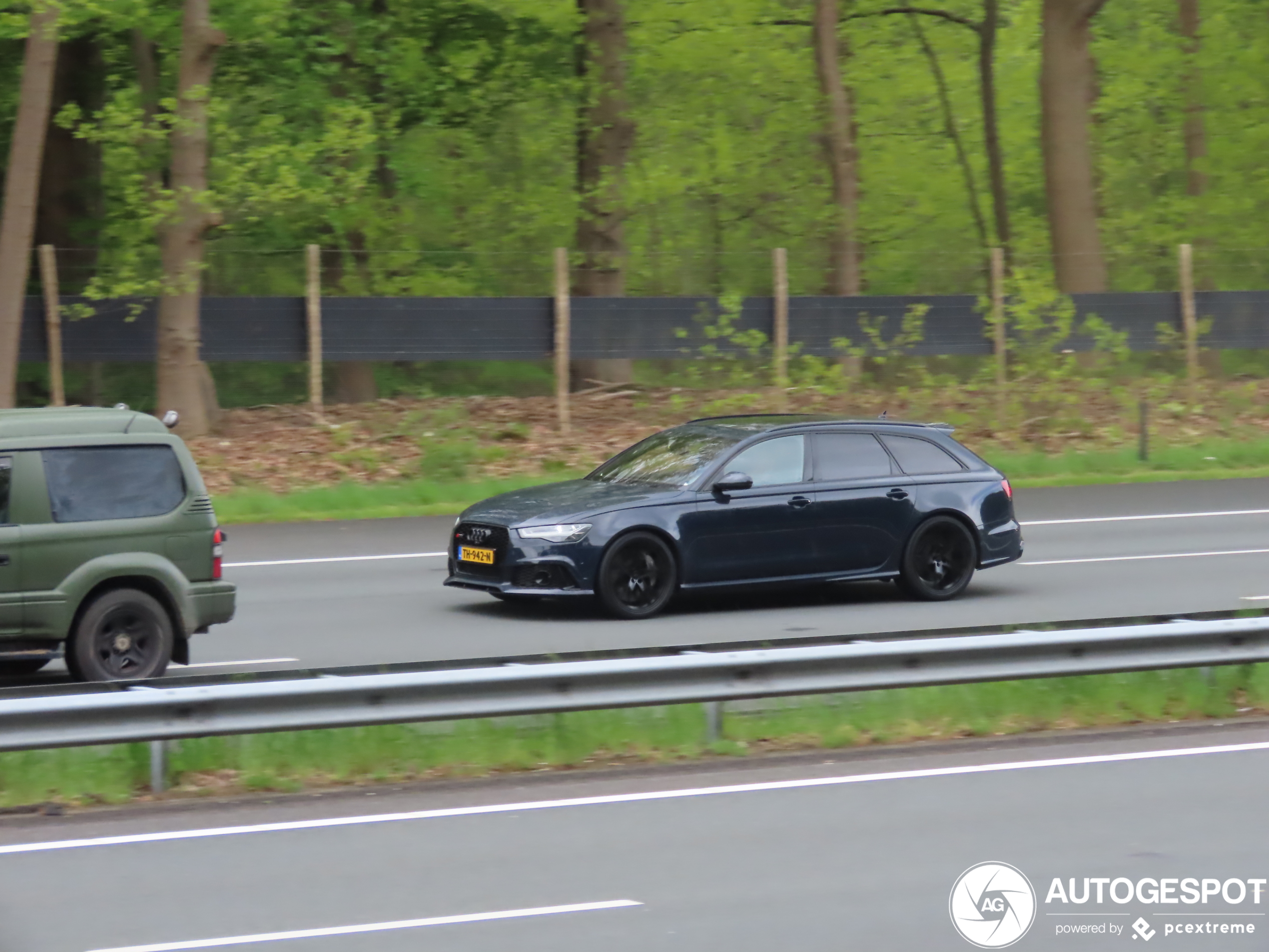Audi RS6 Avant C7 2015