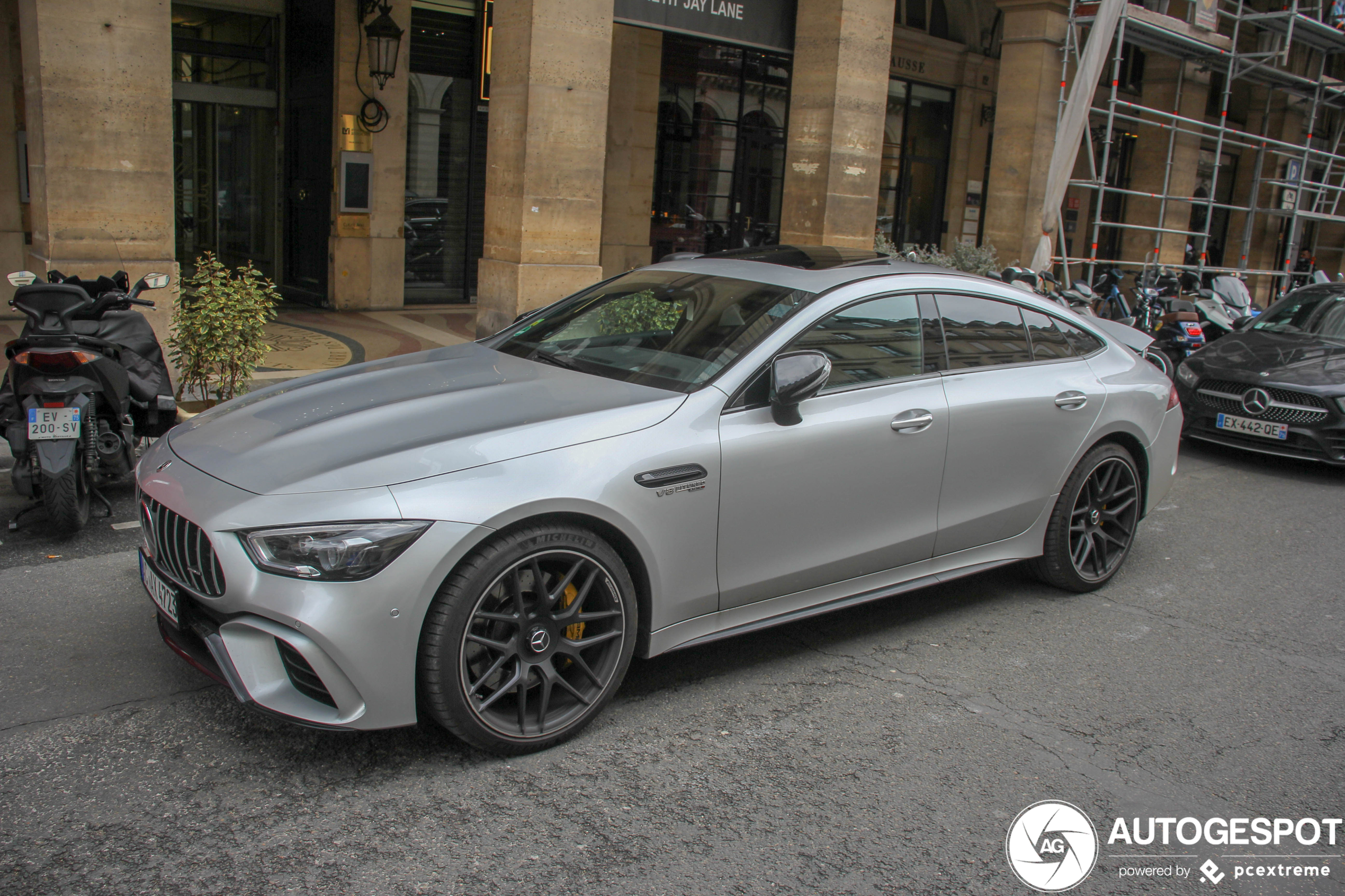 Mercedes-AMG GT 63 S X290