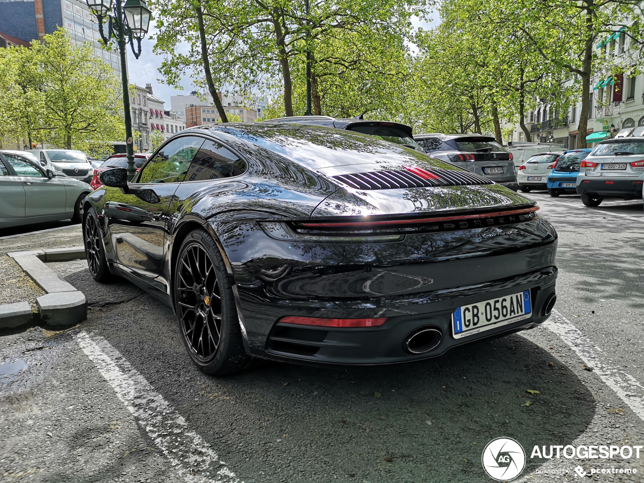 Porsche 992 Carrera 4S