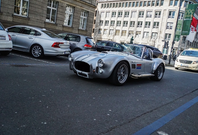 AC Cobra 427