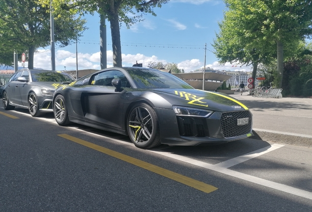 Audi R8 V10 Plus 2015