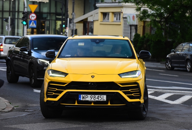 Lamborghini Urus