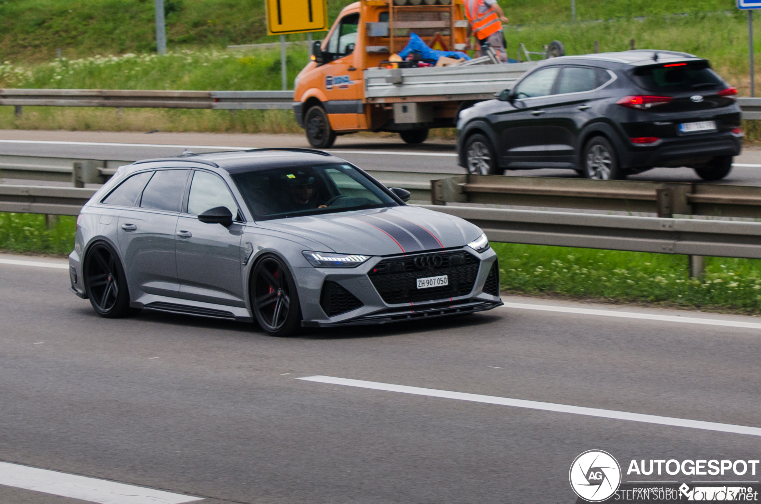 Audi ABT RS6 Avant C8