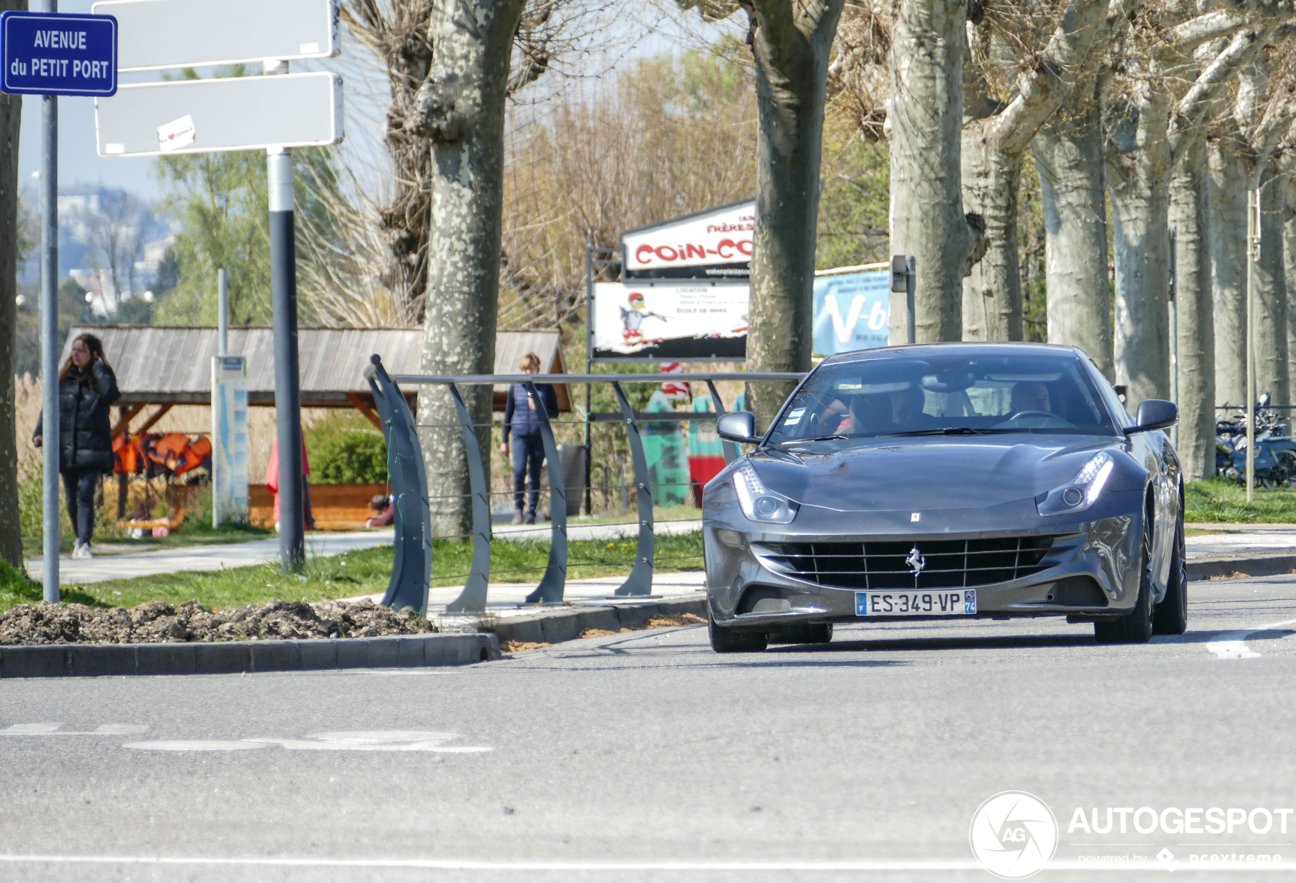 Ferrari FF