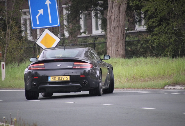 Aston Martin V8 Vantage