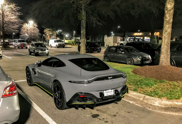 Aston Martin V8 Vantage AMR 2019