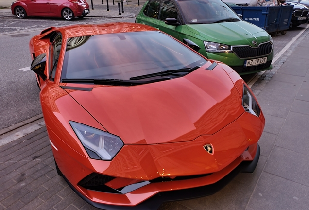 Lamborghini Aventador S LP740-4