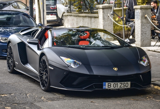 Lamborghini Aventador S LP740-4 Roadster