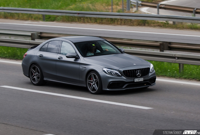 Mercedes-AMG C 63 S W205