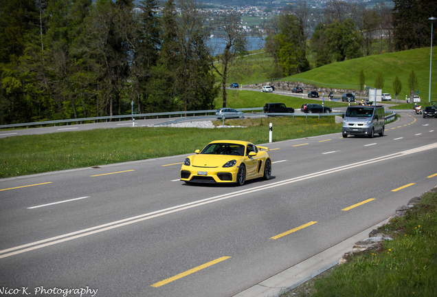 Porsche 718 Cayman GT4