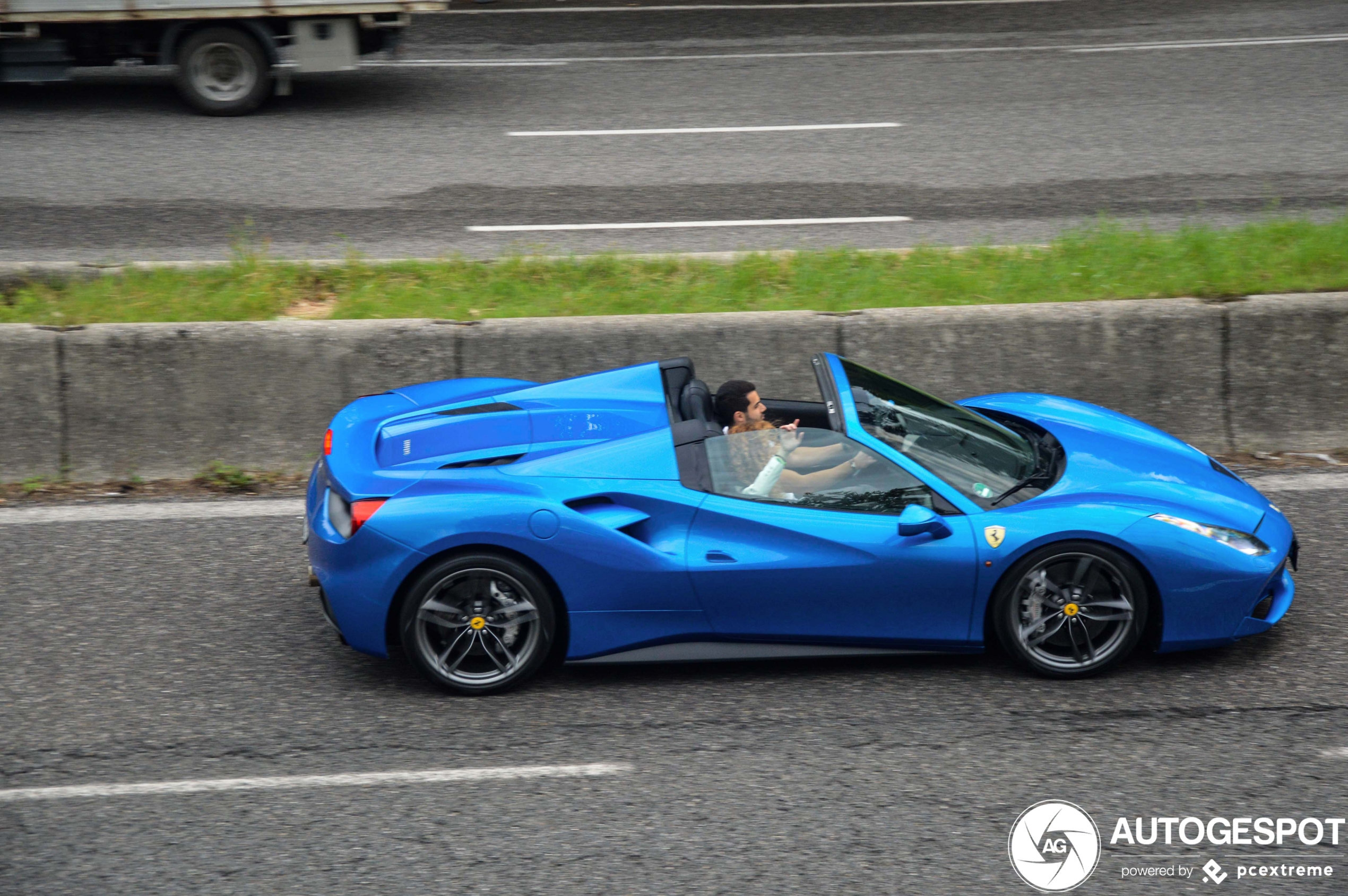 Ferrari 488 Spider