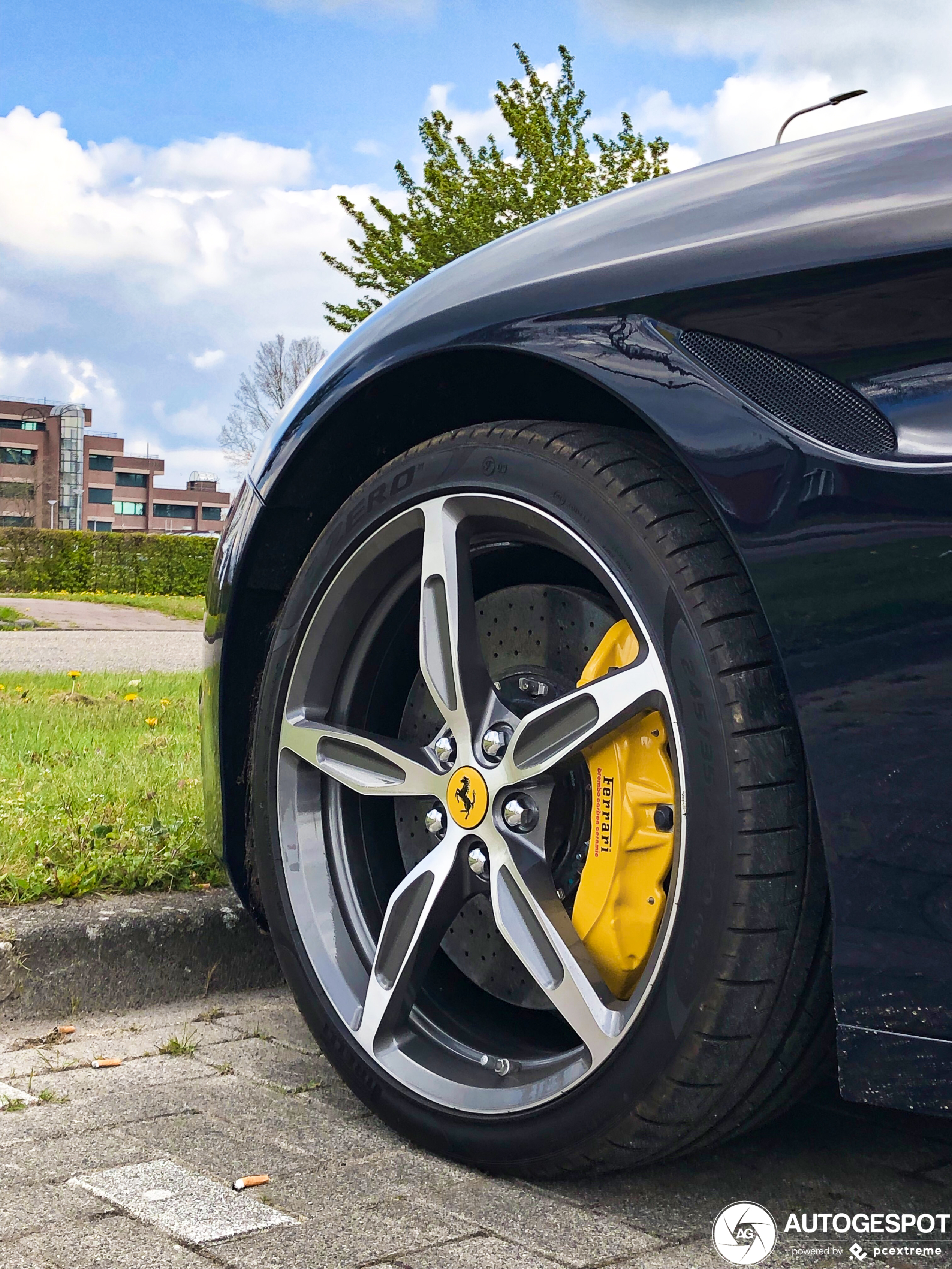 Ferrari California T