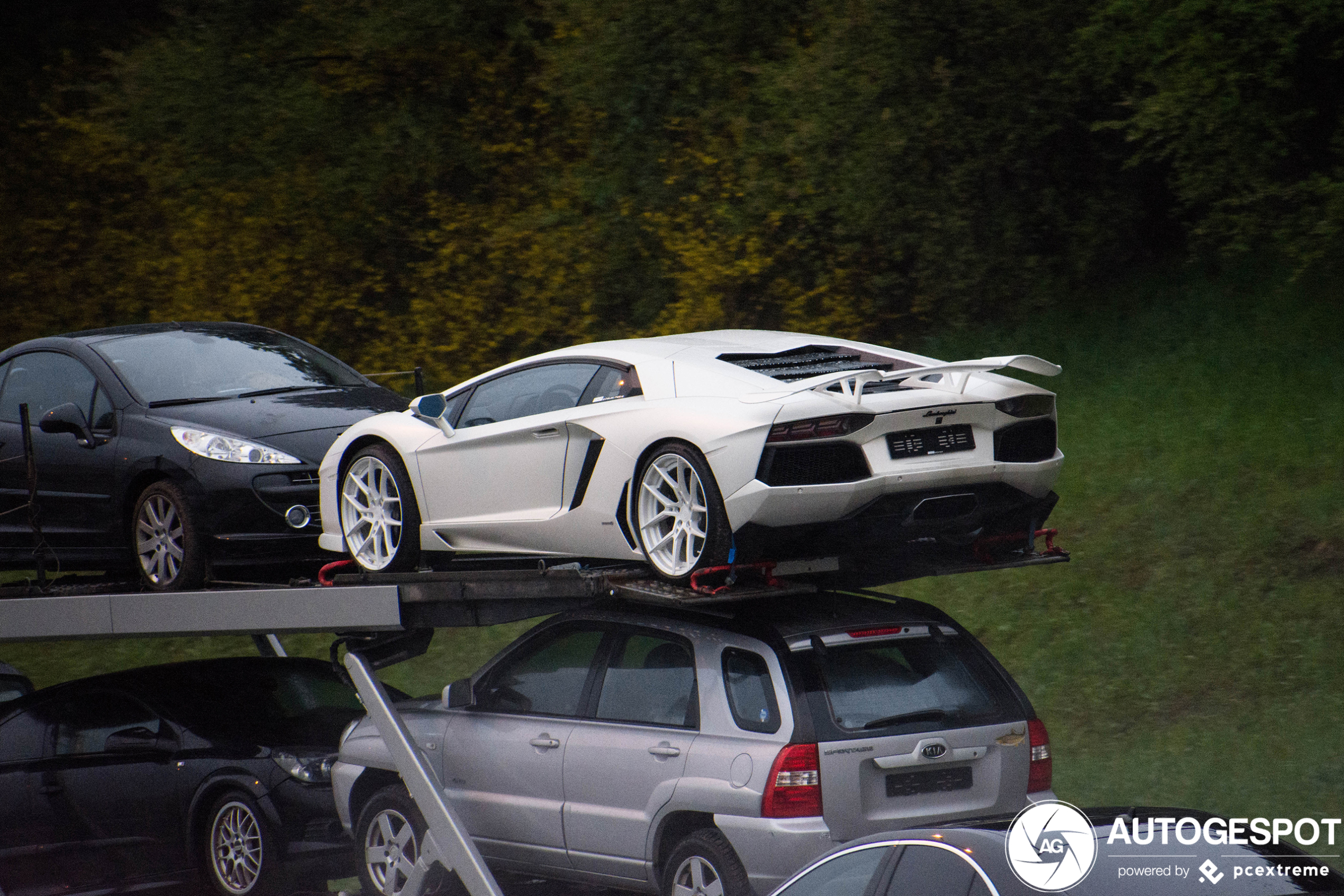 Lamborghini Aventador LP700-4