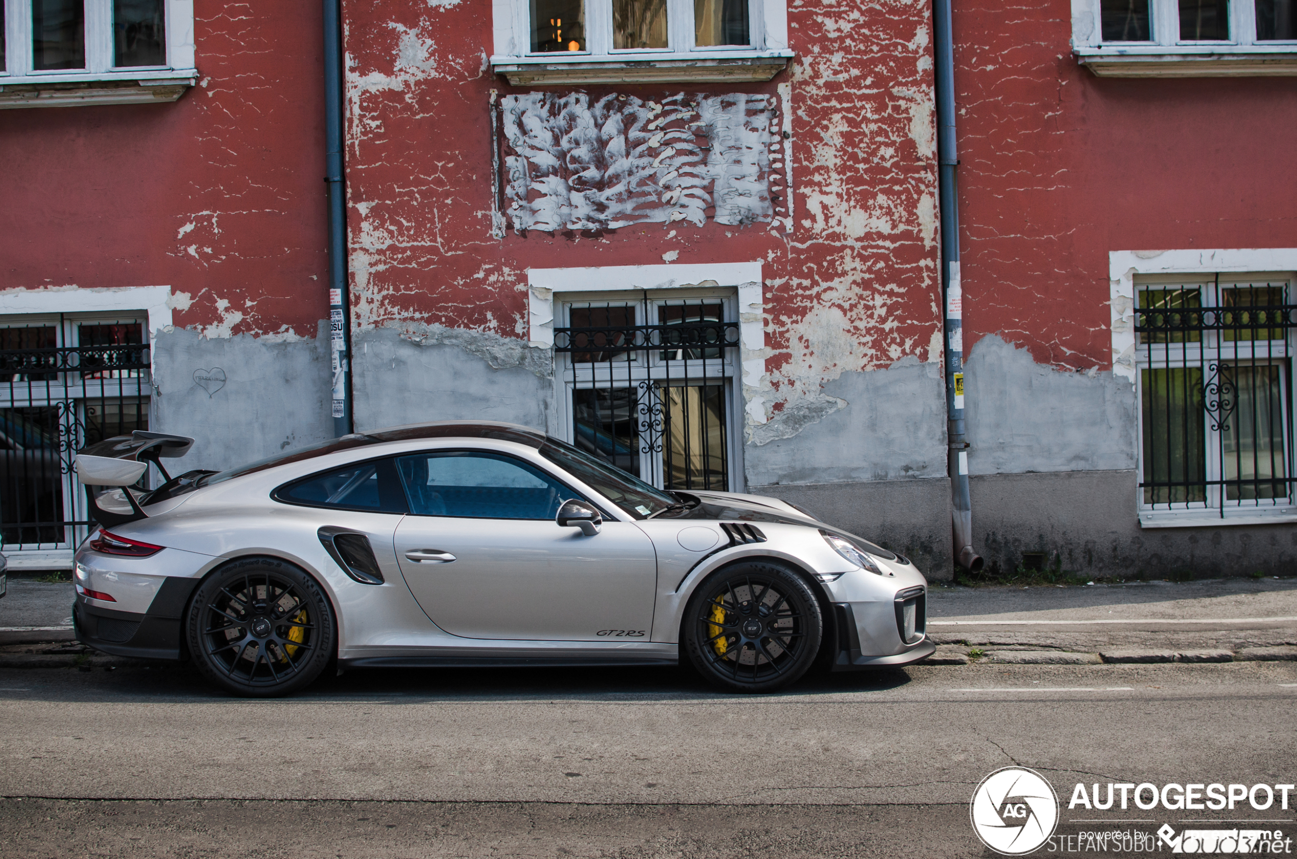 Porsche 991 GT2 RS Weissach Package