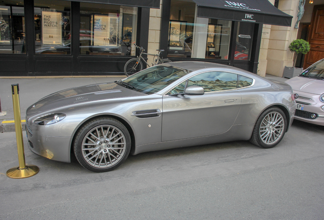 Aston Martin V8 Vantage