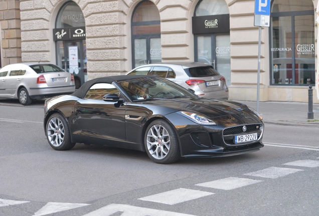 Jaguar F-TYPE S Convertible