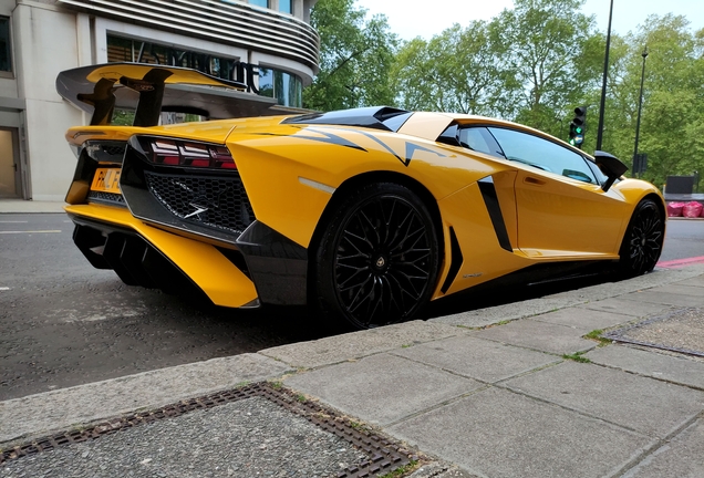 Lamborghini Aventador LP750-4 SuperVeloce