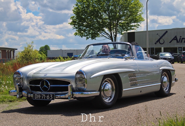 Mercedes-Benz 300SL Roadster