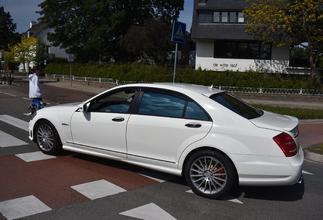 Mercedes-Benz S 63 AMG W221