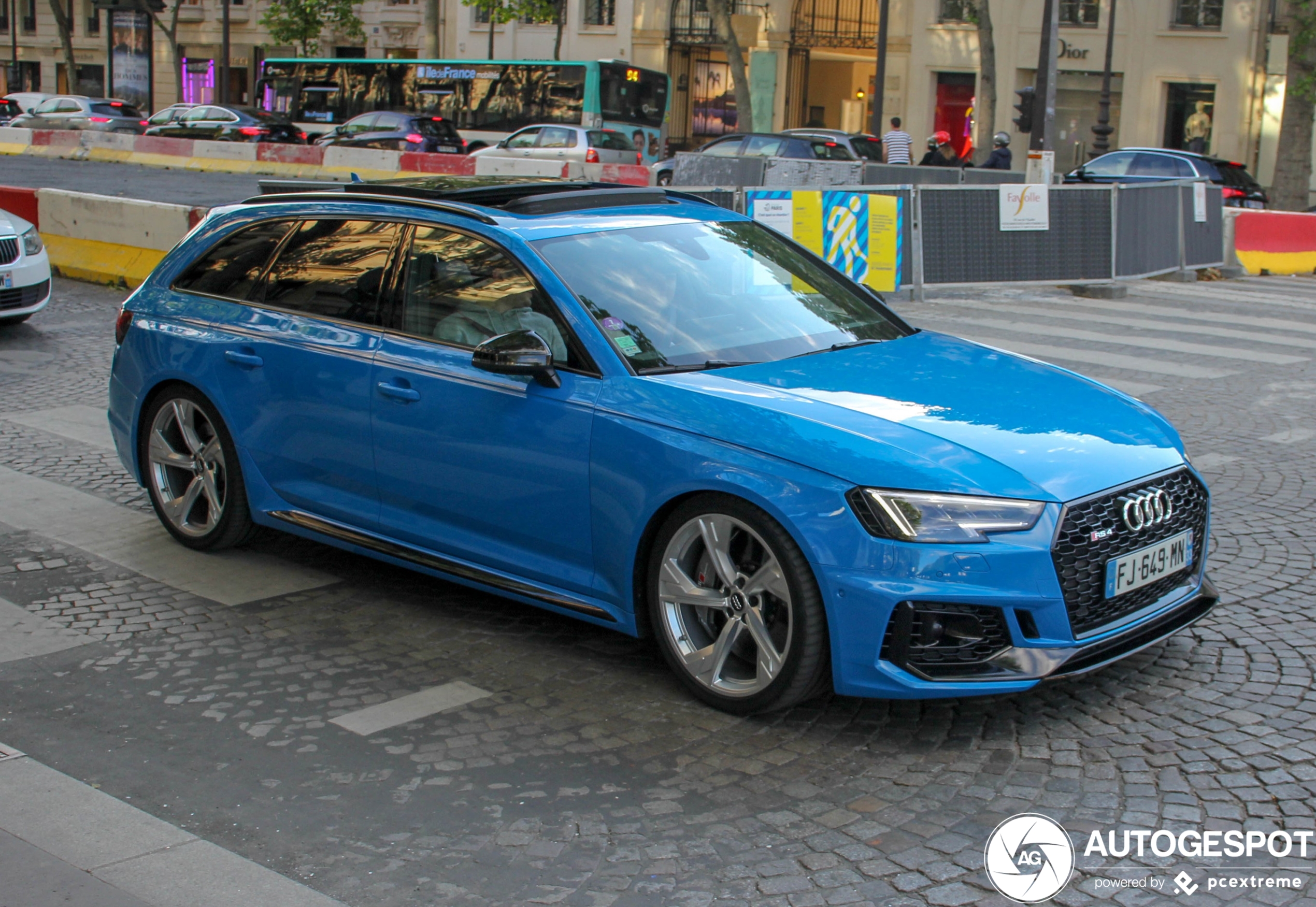 Audi RS4 Avant B9