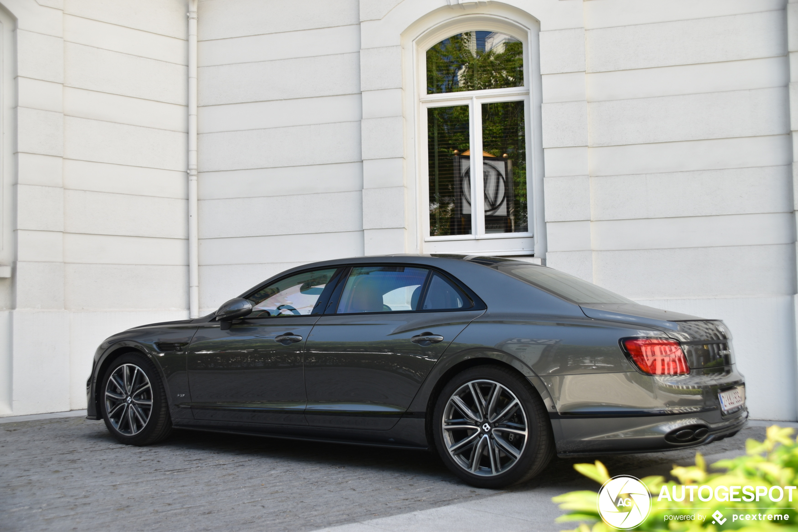 Bentley Flying Spur V8 2021