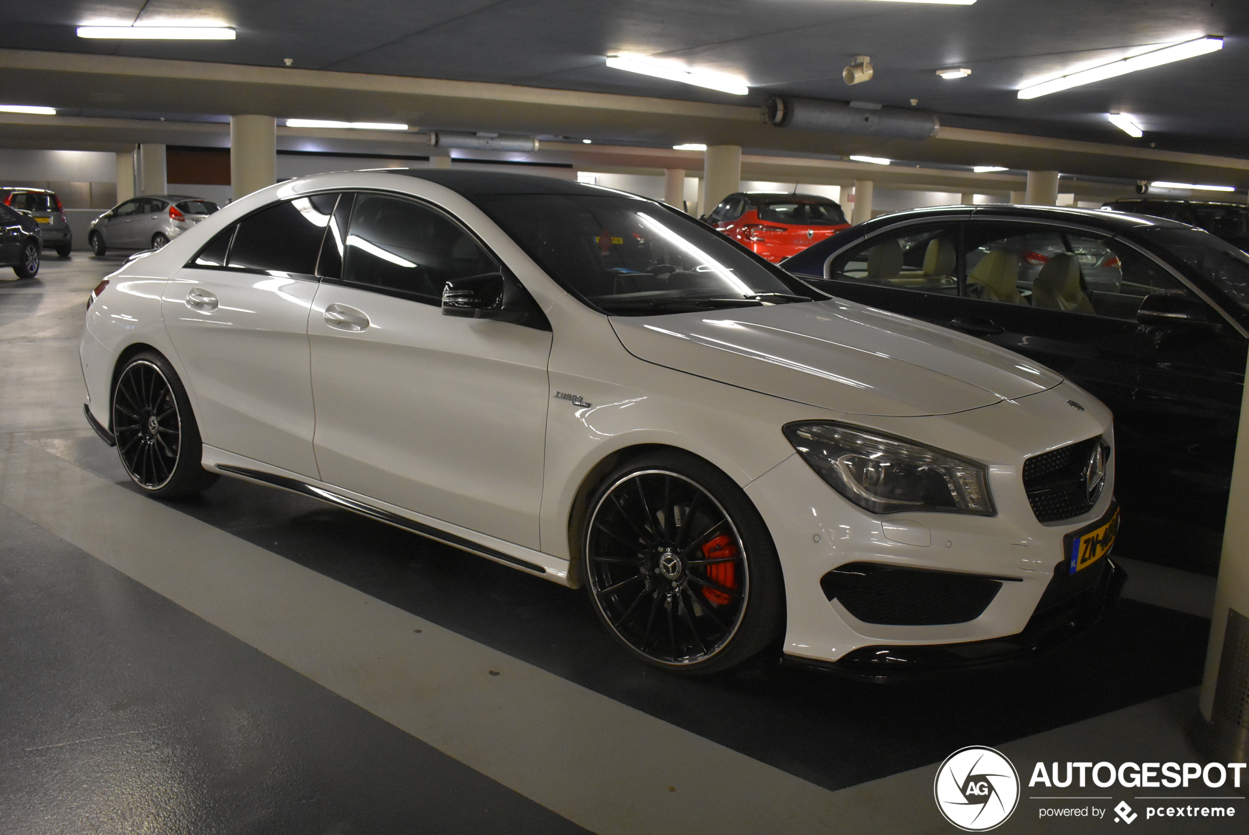 Mercedes-Benz CLA 45 AMG C117