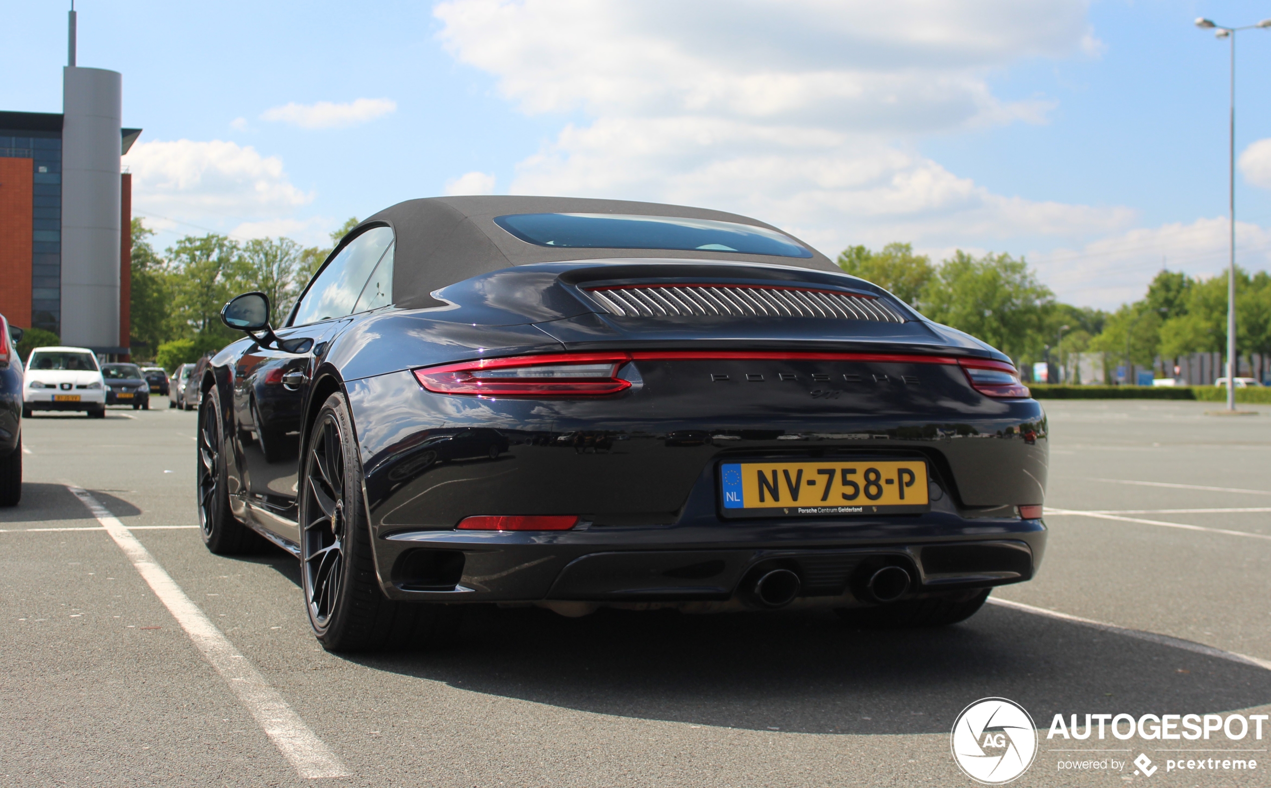 Porsche 991 Carrera 4 GTS Cabriolet MkII