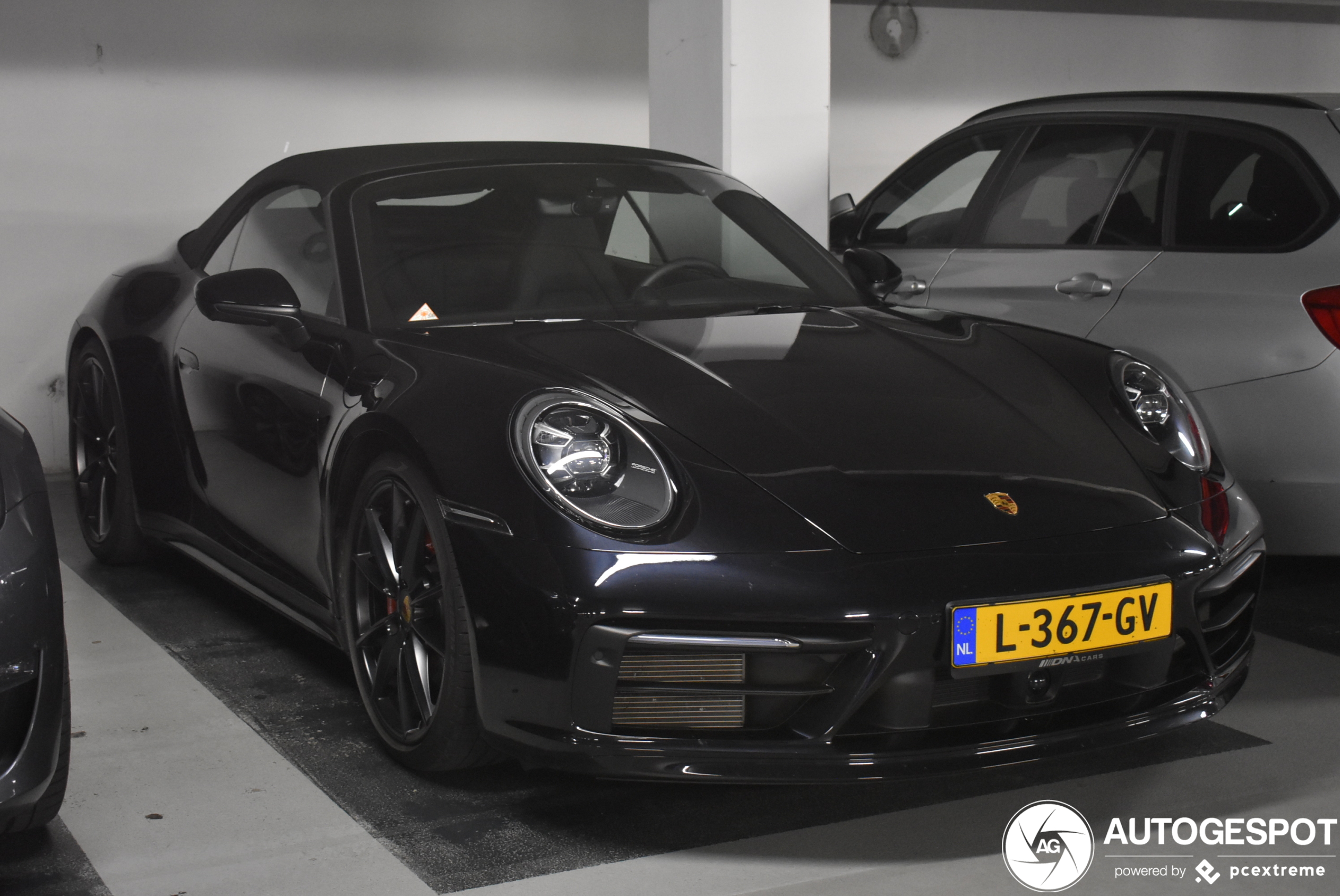 Porsche 992 Carrera 4S Cabriolet