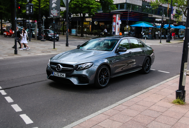 Mercedes-AMG E 63 S W213