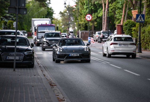 Porsche 992 Carrera 4S Cabriolet