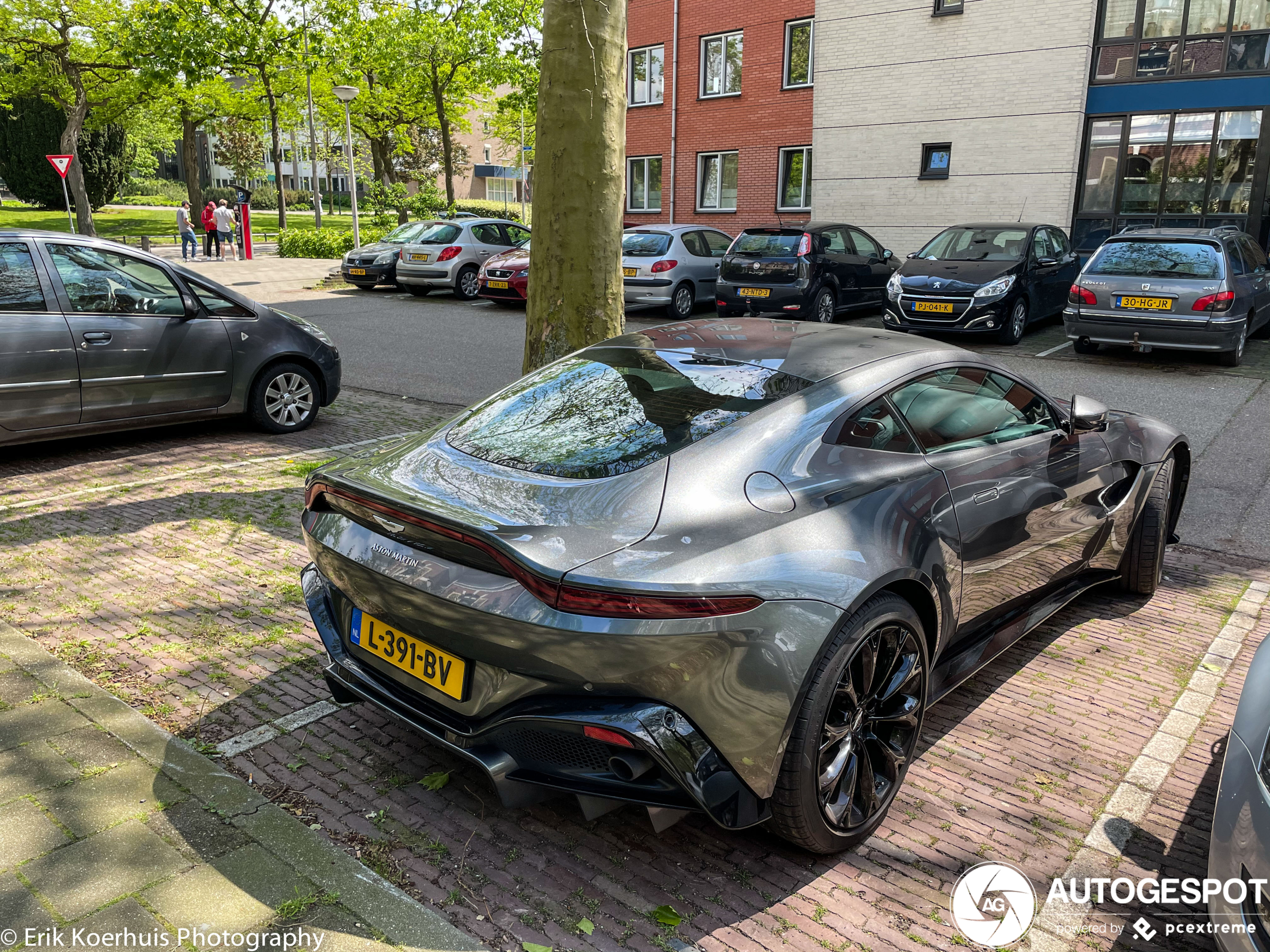 Aston Martin V8 Vantage 2018