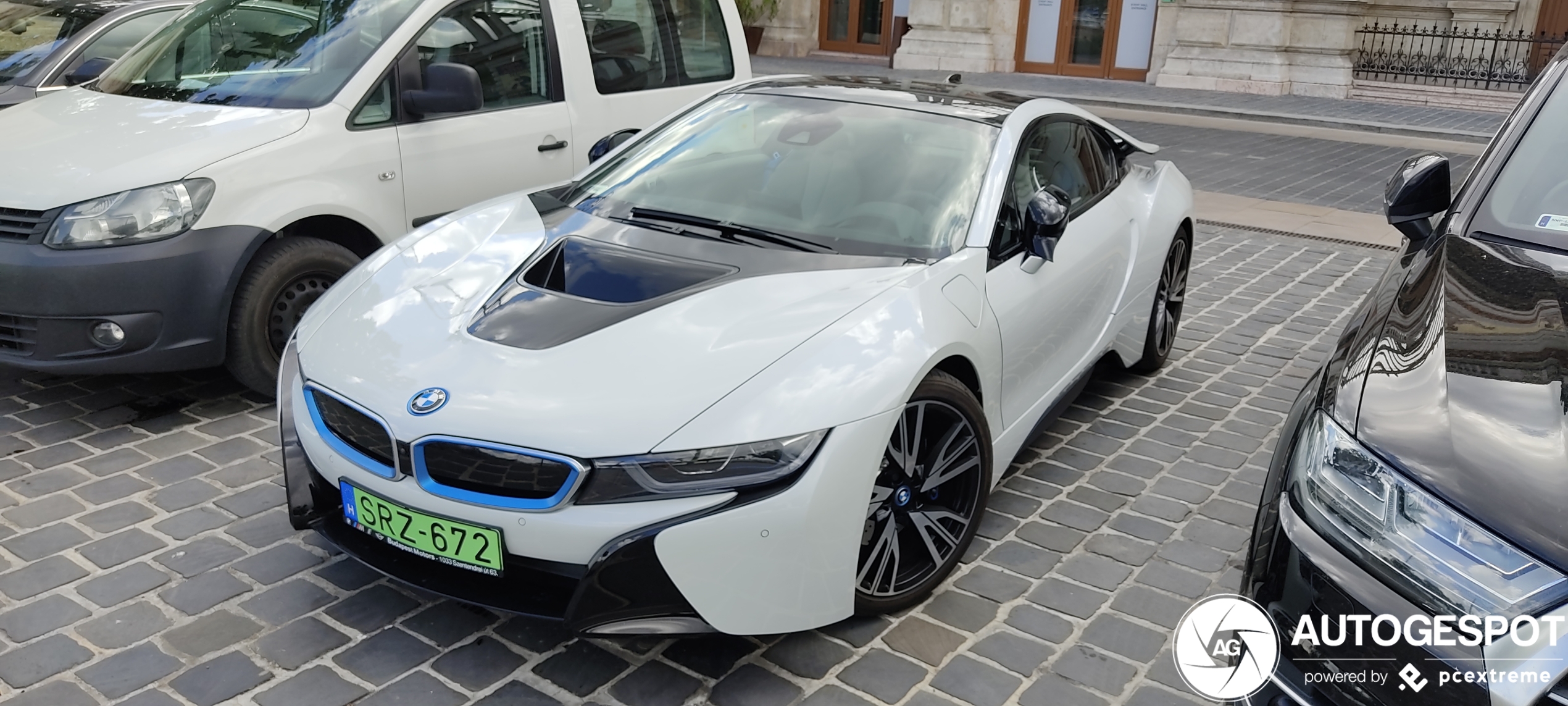 BMW i8