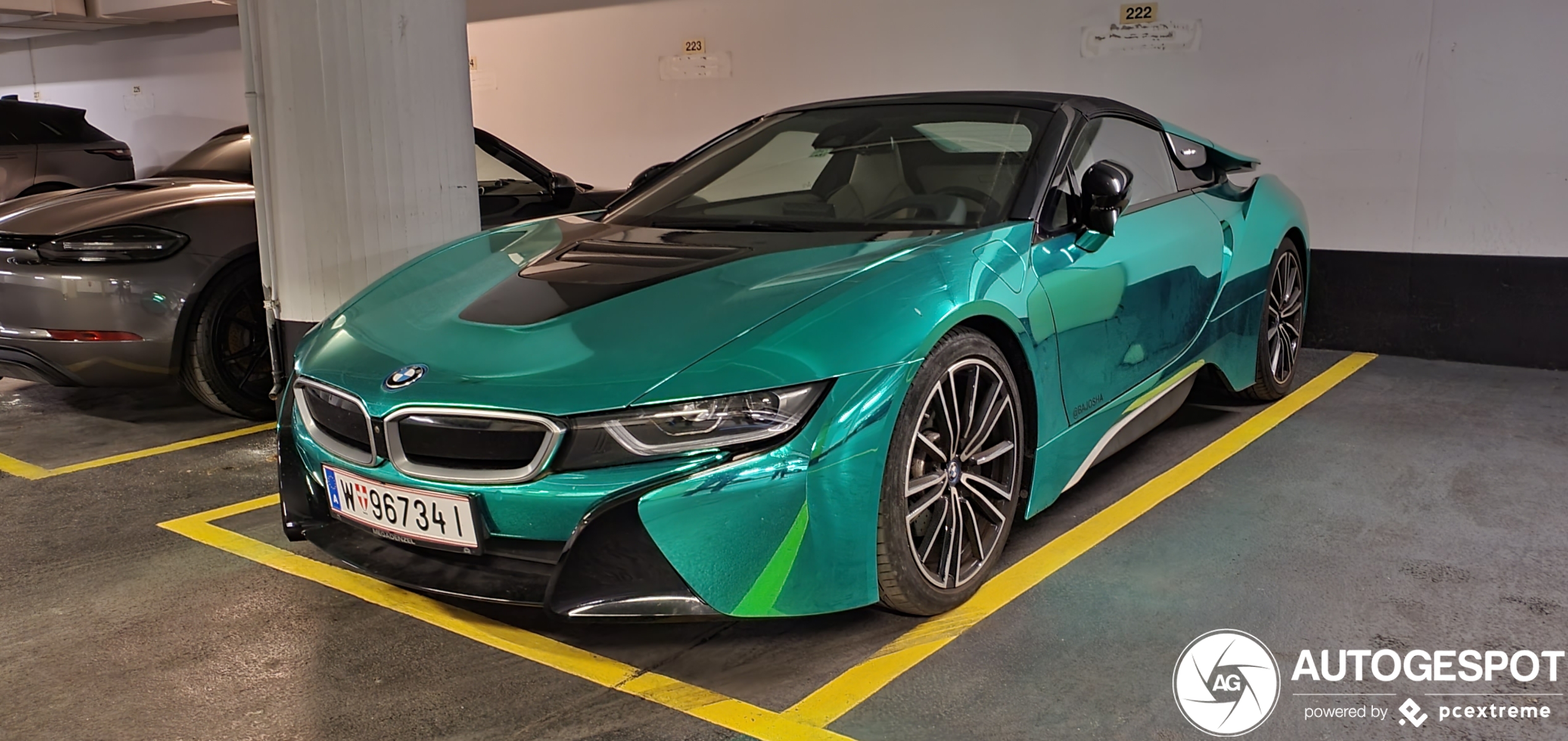 BMW i8 Roadster