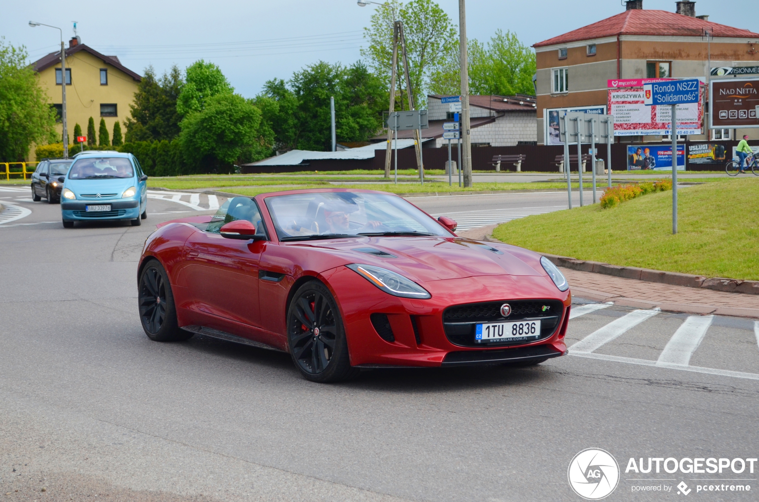 Jaguar F-TYPE R AWD Convertible