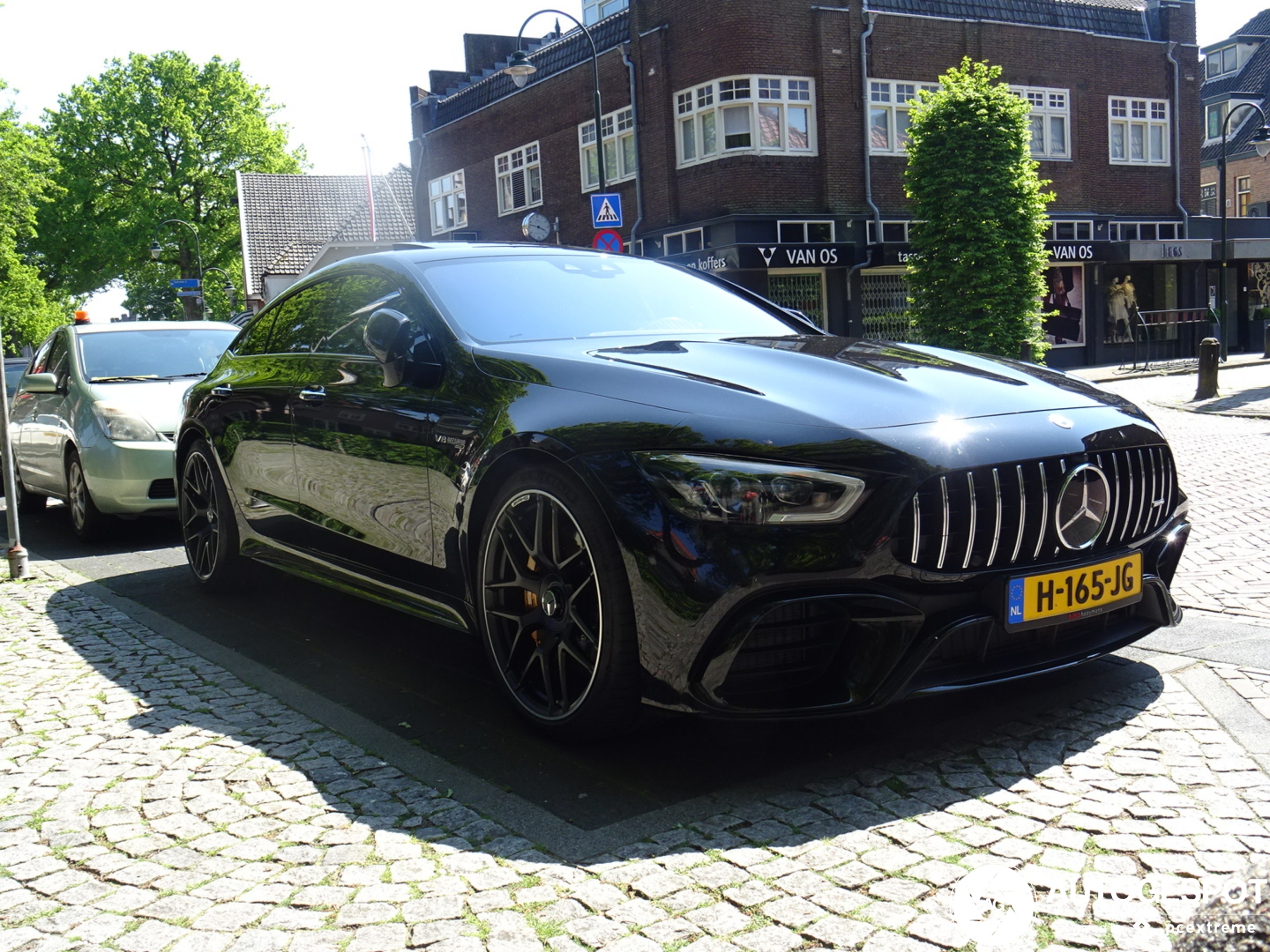 Mercedes-AMG GT 63 S X290