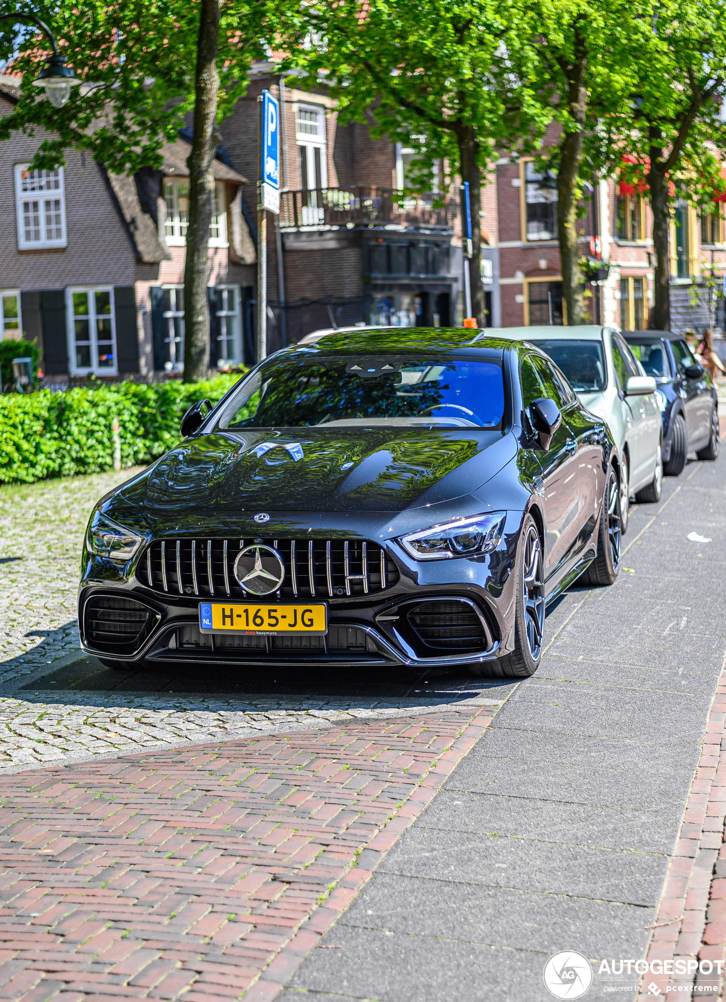 Mercedes-AMG GT 63 S X290