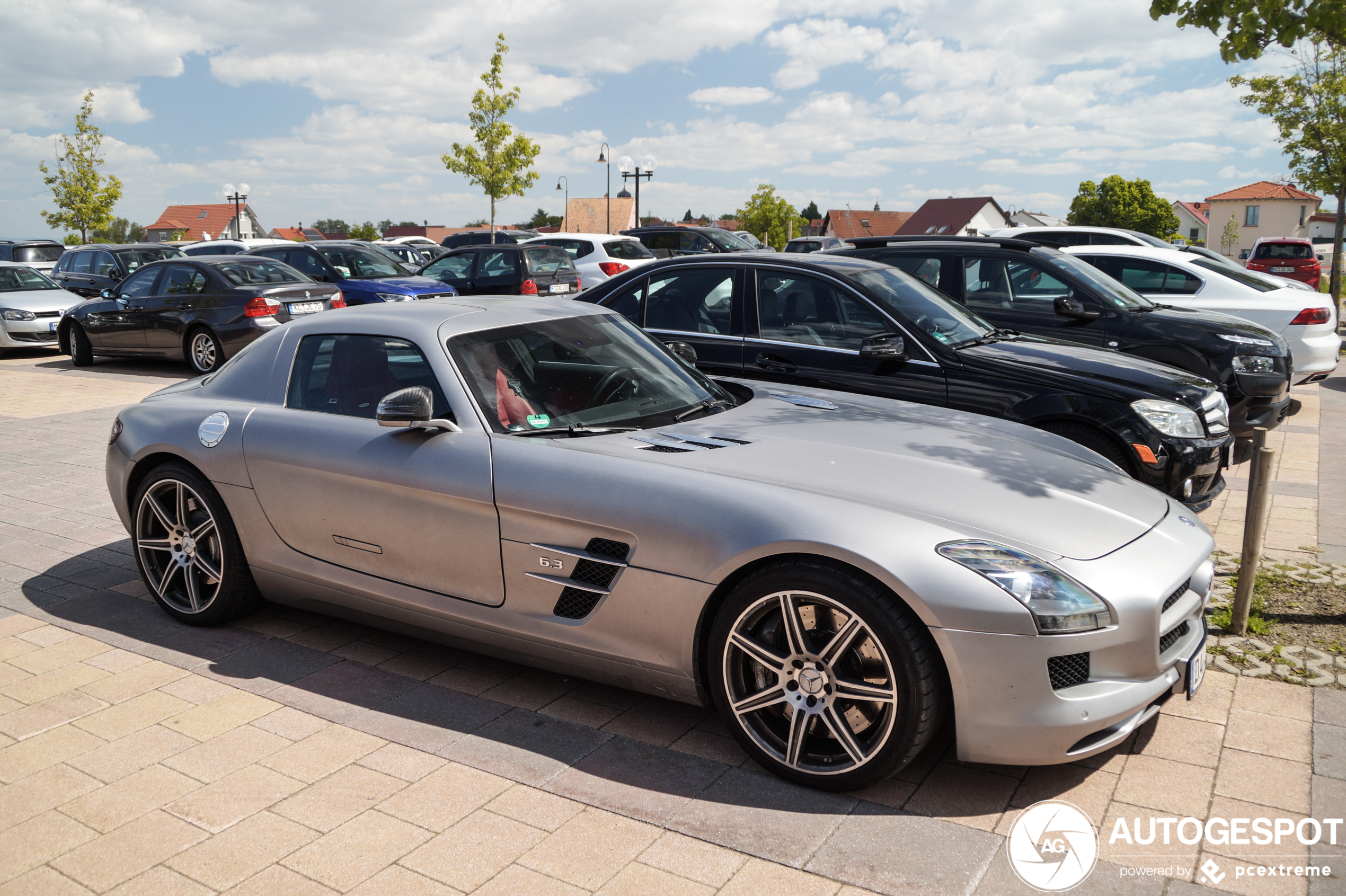 Mercedes-Benz SLS AMG