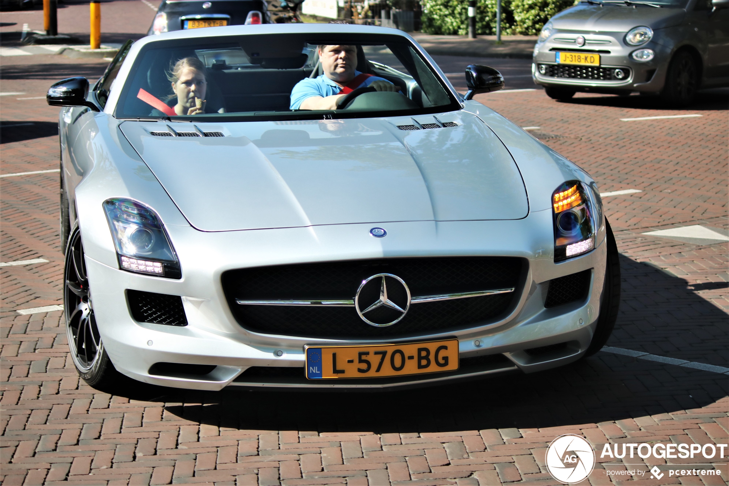 Mercedes-Benz SLS AMG GT Roadster