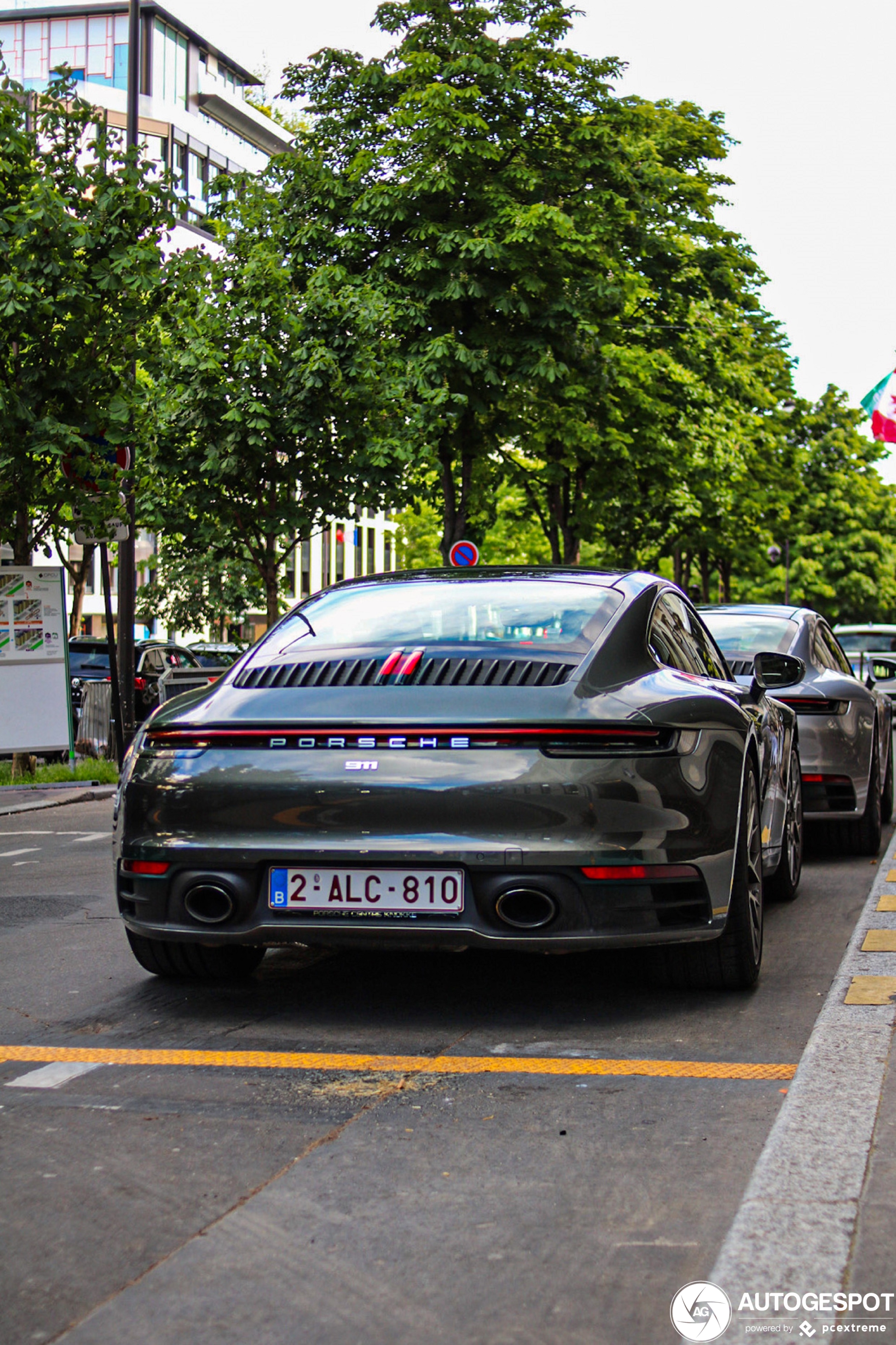 Porsche 992 Carrera 4S