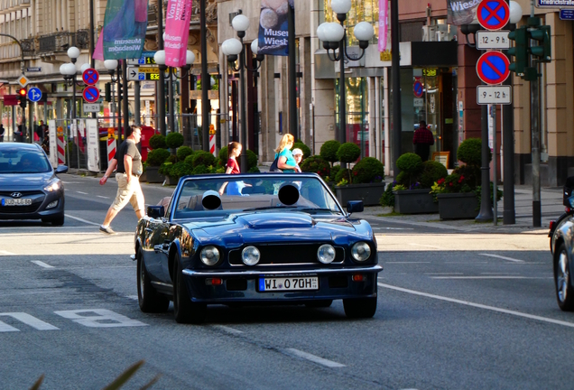 Aston Martin V8 Volante 1978-1990