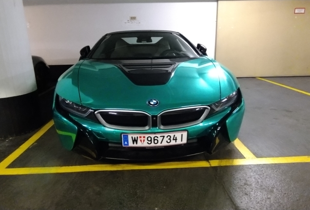 BMW i8 Roadster